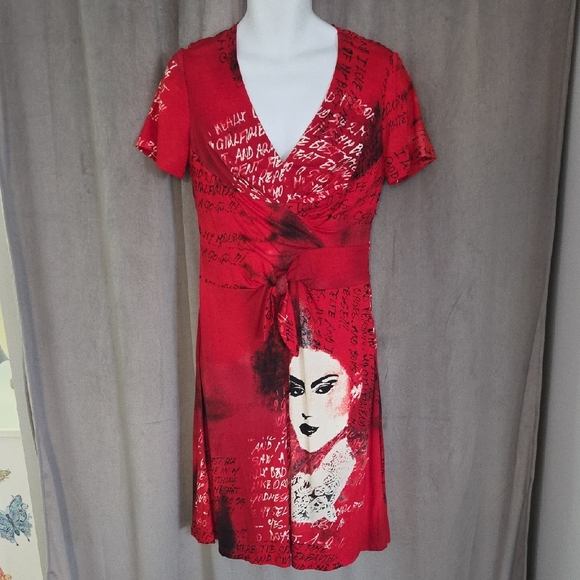 Joseph Ribkoff Dresses & Skirts - Joseph Ribkoff Size 10 Stunning Red and Black Graphic Dress